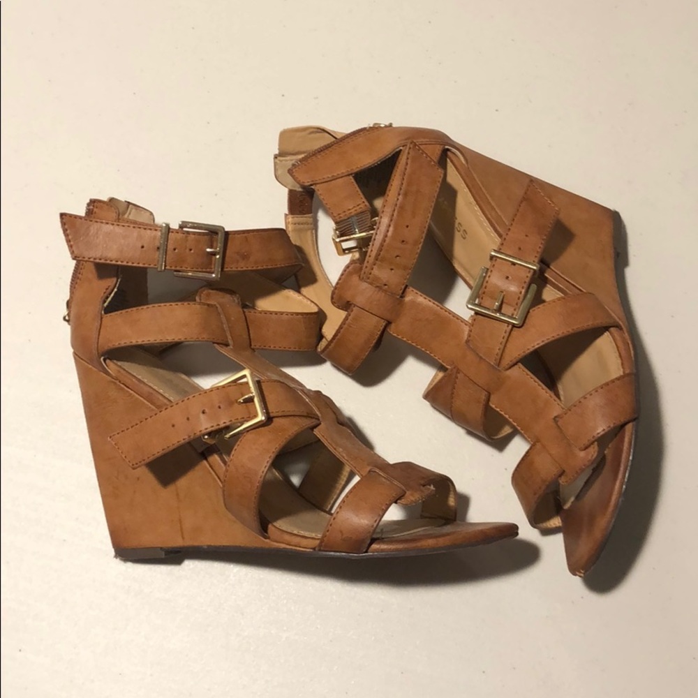 Express shoes